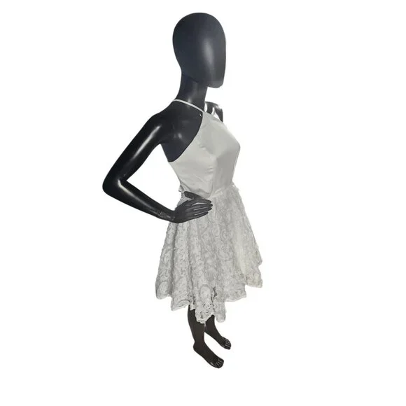 Short White Satin Halter Organza Flower Party Dress - NWT - Fashion Nova - Picture 4 of 11